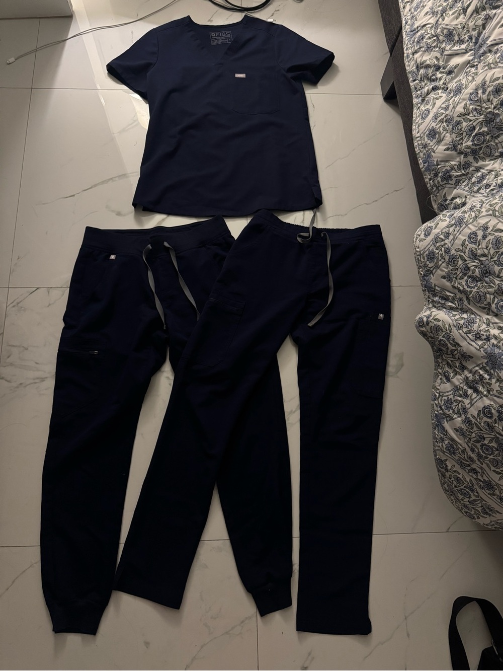 FigsNavy Blue Medical Scrub Set - Top & Two Pants
